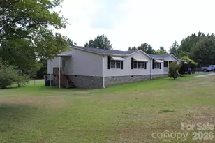 4171 Old Hills Bridge Rd, Enoree, SC 29335 - Photo 4
