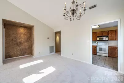 2231 6th Street NW #16, Hickory, NC 28601 - Photo 10