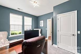 2902 Oakdale Rd, Charlotte, NC 28216 - Photo 6
