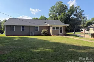 917 W Pine St, Blacksburg, SC 29702 - Photo 24