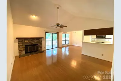 7962 Greenside Court, Charlotte, NC 28277 - Photo 4