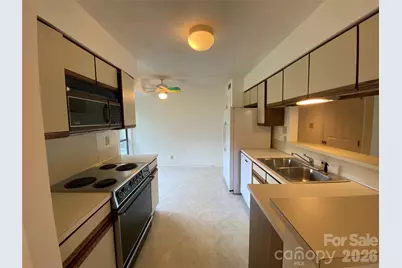 7962 Greenside Court, Charlotte, NC 28277 - Photo 14