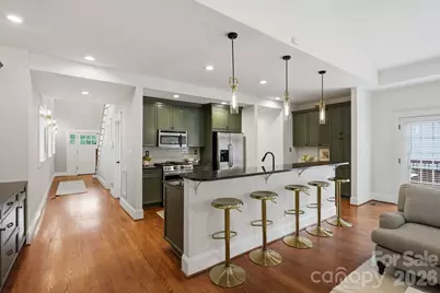 1815 Dearmon Drive, Charlotte, NC 28205 - Photo 10