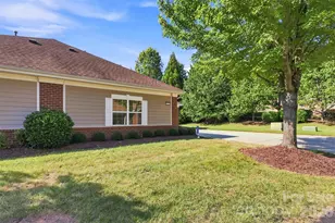 3225 Abbey Walk Ln, Matthews, NC 28105 - Photo 34