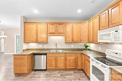 3225 Abbey Walk Lane, Matthews, NC 28105 - Photo 16