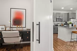 305 Prine Pl, Charlotte, NC 28213 - Photo 24