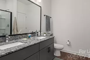 305 Prine Pl, Charlotte, NC 28213 - Photo 28