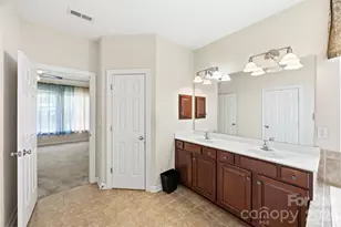 13210 Arbor Day Ct, Charlotte, NC 28269 - Photo 20