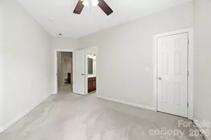 13210 Arbor Day Ct, Charlotte, NC 28269 - Photo 34