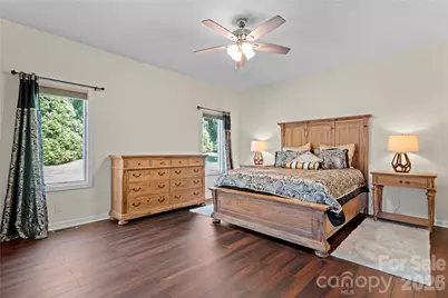 14 Country Meadows Lane, Hendersonville, NC 28792 - Photo 16