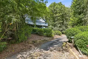 922 Goose Hollow Rd, Newland, NC 28657 - Photo 2
