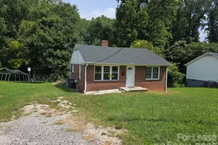 1010 E Harrison Ave, Gastonia, NC 28054 - Photo 2