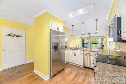 87 Willow Road #A-6, Waynesville, NC 28786 - Photo 8