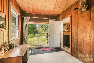 1712 Little Crk Rd, Hot Springs, NC 28743 - Photo 22