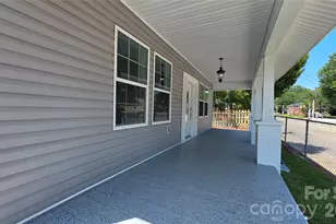 406 S Market St, Lancaster, SC 29720 - Photo 6