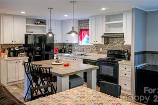 30 & 32 W Skyland Circle, Asheville, NC 28804 - Photo 6