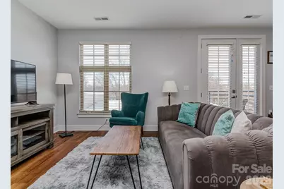 1101 W 1st Street #211, Charlotte, NC 28202 - Photo 2