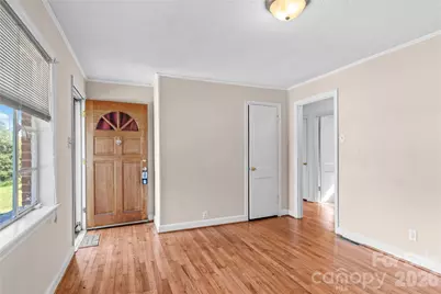 17 Edgewood View Lane, Winston Salem, NC 27127 - Photo 4