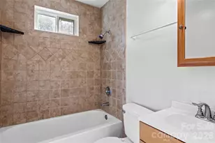 17 Edgewood View Ln, Winston Salem, NC 27127 - Photo 14