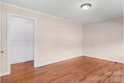 17 Edgewood View Lane, Winston Salem, NC 27127 - Photo 6