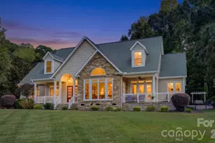 946 Lake Club Dr, Rock Hill, SC 29732 - Photo 2