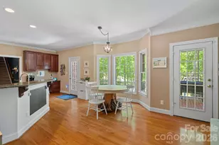 2401 Flagstick Dr, Matthews, NC 28104 - Photo 12
