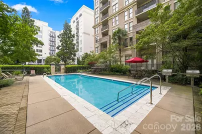 718 W Trade Street #808, Charlotte, NC 28202 - Photo 36
