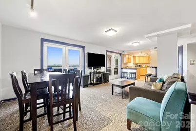 718 W Trade Street #808, Charlotte, NC 28202 - Photo 42