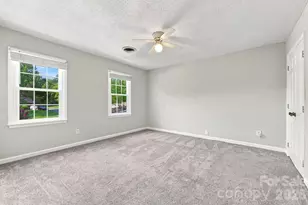 105 Peach Orchard Dr, Greensboro, NC 27455 - Photo 24