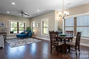 43 Burk St, Asheville, NC 28806 - Photo 8