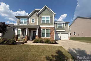 640 Maple Hill Dr, Fort Mill, SC 29715 - Photo 1