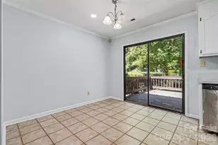 7225 McTeal Pl, Charlotte, NC 28262 - Photo 10