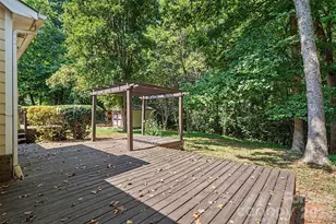 7225 McTeal Pl, Charlotte, NC 28262 - Photo 34