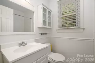 564 Wakefield Dr, Charlotte, NC 28209 - Photo 14