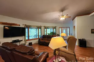 6034 Lookout Heights Dr, Claremont, NC 28610 - Photo 4