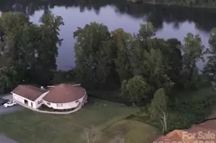 6034 Lookout Heights Dr, Claremont, NC 28610 - Photo 2