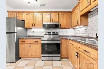 19 Krista Circle #E, Candler, NC 28715 - Photo 16