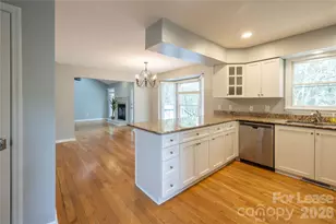 102 Seminole Ct, West End, NC 27376 - Photo 8