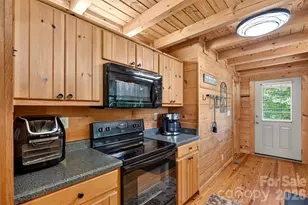 898 Morgan Hill Rd, Black Mountain, NC 28711 - Photo 16