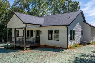 718 W 1st St, Newton, NC 28658 - Photo 40