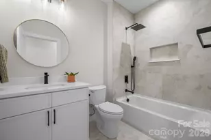 718 W 1st St, Newton, NC 28658 - Photo 22