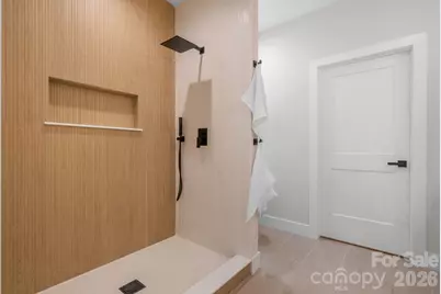 718 W 1st Street, Newton, NC 28658 - Photo 18