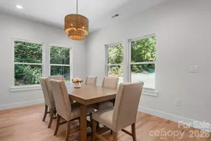 718 W 1st St, Newton, NC 28658 - Photo 8