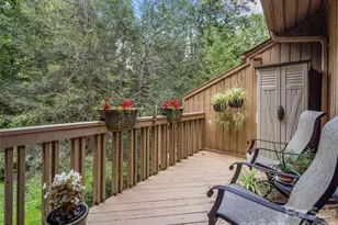 405 Red Oak Dr, Hendersonville, NC 28791 - Photo 24