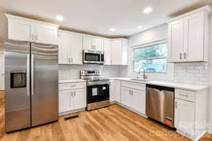 300 King St, Monroe, NC 28110 - Photo 6