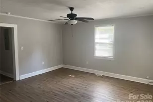 316 S Ransom St, Gastonia, NC 28052 - Photo 8