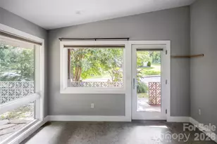 82 Mt Clare Ave, Asheville, NC 28801 - Photo 8