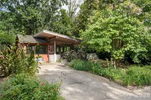 82 Mt Clare Ave, Asheville, NC 28801 - Photo 1