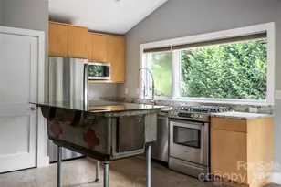 82 Mt Clare Ave, Asheville, NC 28801 - Photo 16