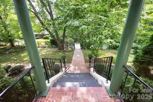 303 Country Club Rd, Asheville, NC 28804 - Photo 28